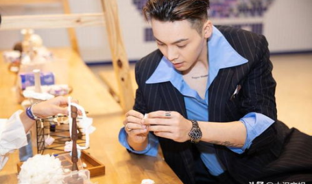 娱乐吃瓜第二天,揭秘幕后真相,明星动态大揭秘